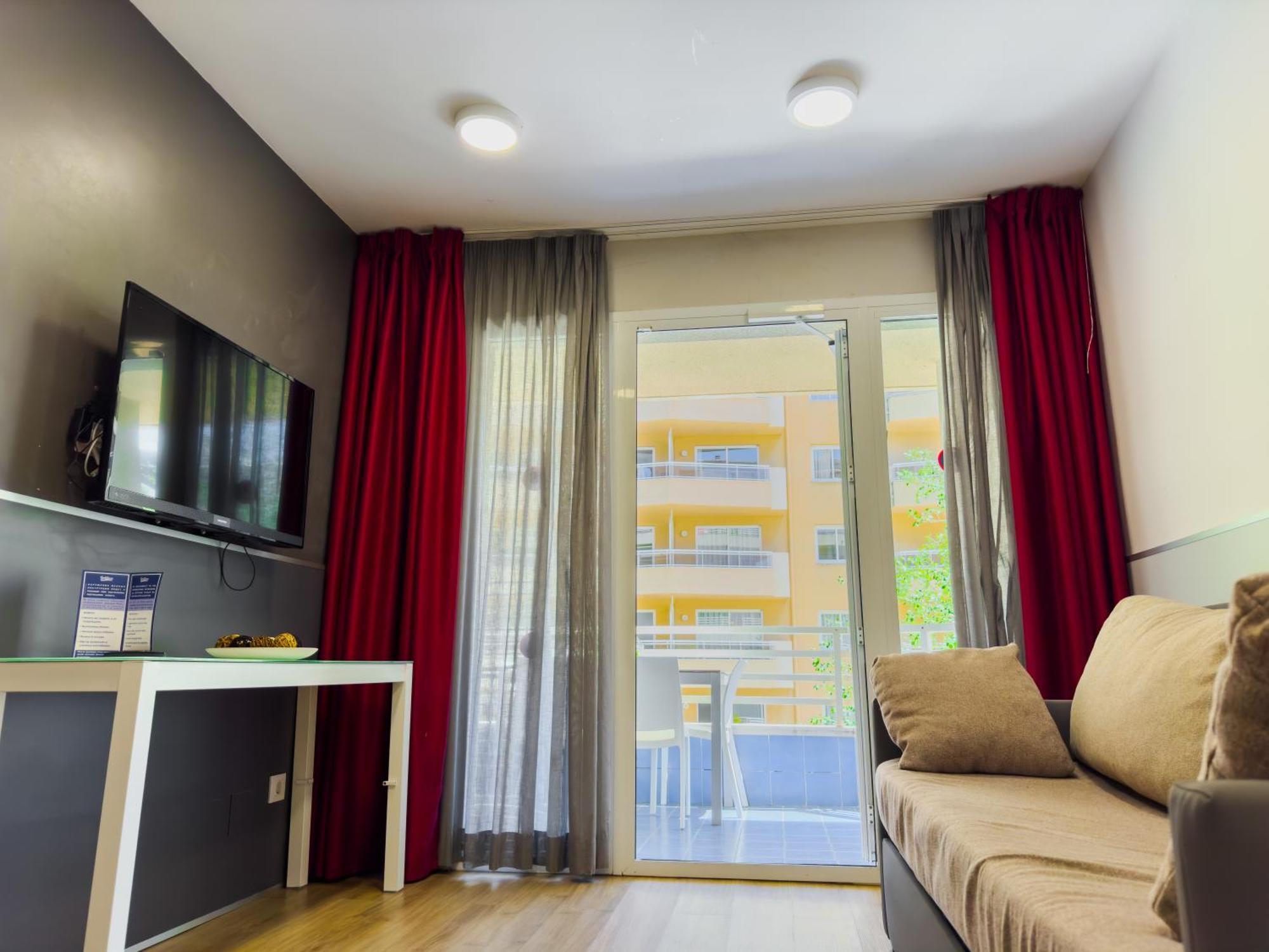 Rentalmar Zahara Family Suites سالو المظهر الخارجي الصورة